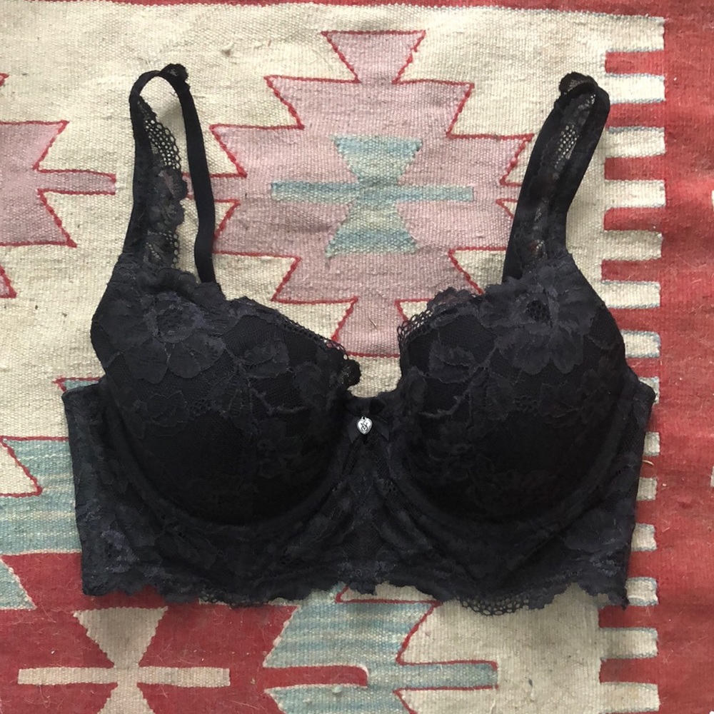 Victoria’s Secret bustier bra
